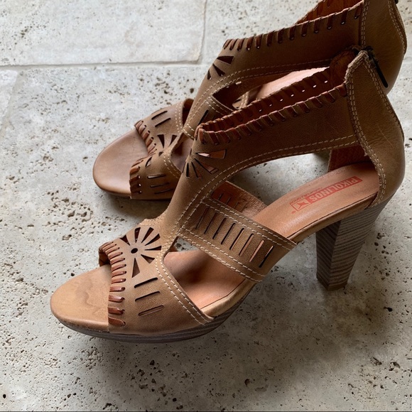 Pikolinos Leather Cut out Heeled Sandal - Picture 5 of 16